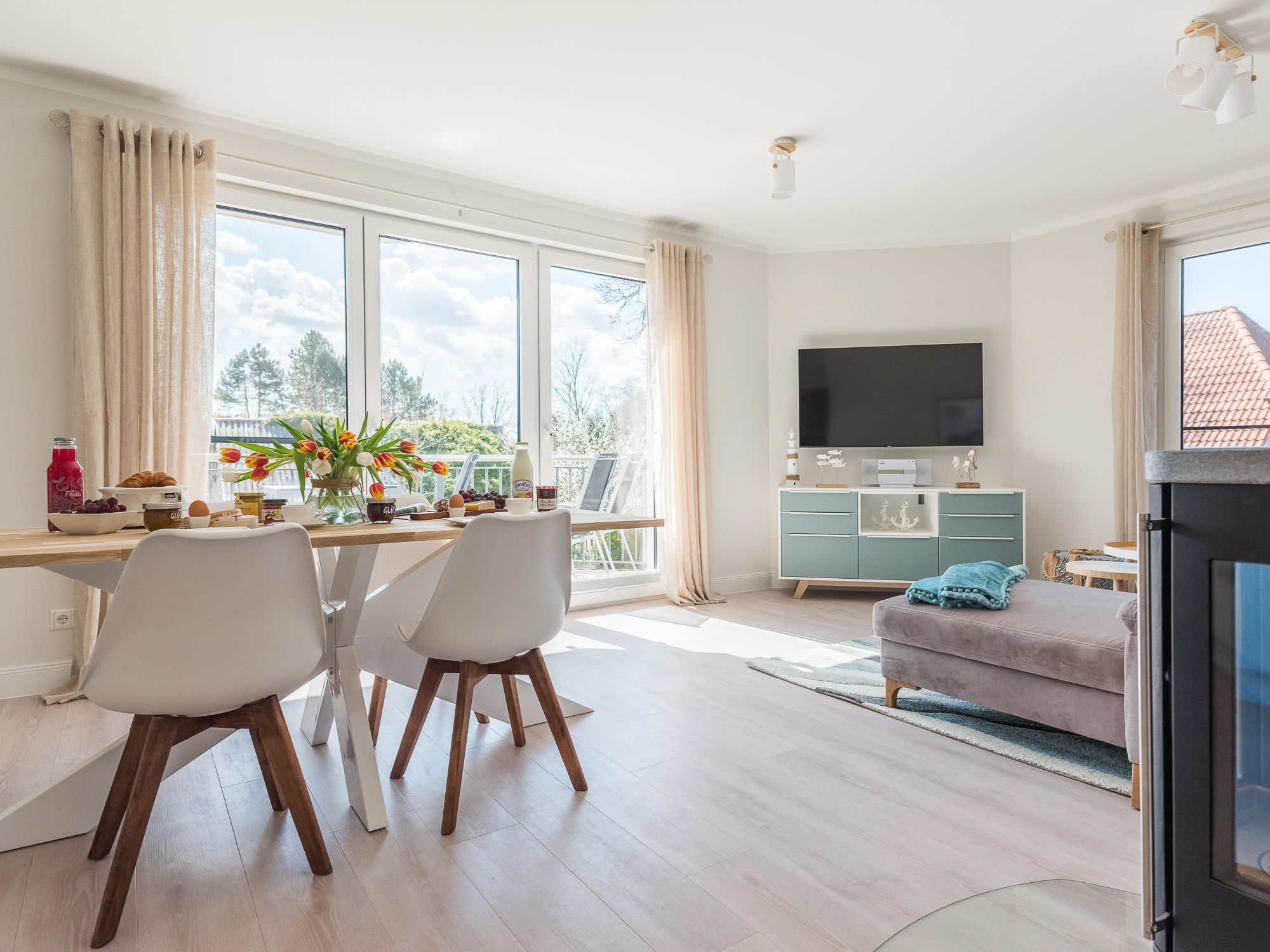 Essbereich / Wohnzimmer ©Friederike Hegner